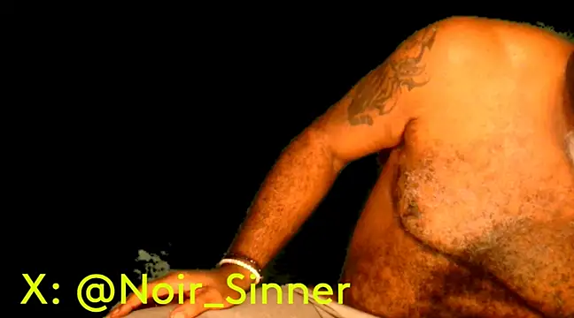 Snapshot of sinnernoir chatting on February 2025 08:23:02 PM sinnernoir online show from February 2025 08:23:02 PM