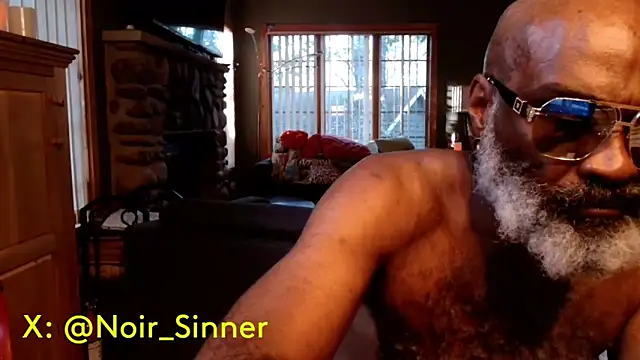 Snapshot of sinnernoir chatting on September 2025 10:01:02 PM sinnernoir online show from September 2025 10:01:02 PM