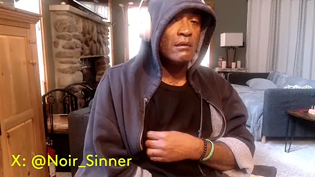 Snapshot of sinnernoir chatting on October 2025 02:16:01 PM sinnernoir online show from October 2025 02:16:01 PM