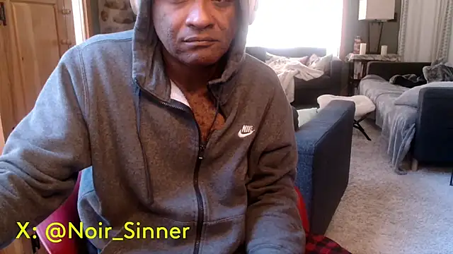 Snapshot of sinnernoir chatting on October 2025 04:09:02 PM sinnernoir online show from October 2025 04:09:02 PM