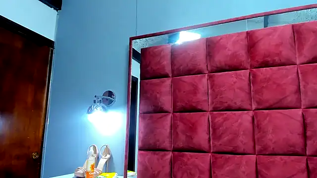 Snapshot of PENELOPELEWISs chatting on March 2025 11:03:01 AM PENELOPELEWISs online show from March 2025 11:03:01 AM