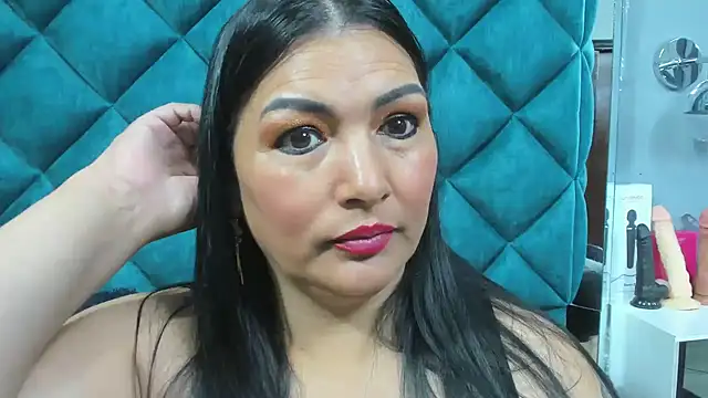 Snapshot of PENELOPELEWISs chatting on October 2025 04:54:01 AM PENELOPELEWISs online show from October 2025 04:54:01 AM