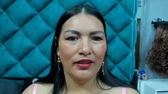 Snapshot of PENELOPELEWISs chatting on October 2025 07:36:02 PM PENELOPELEWISs online show from October 2025 07:36:02 PM