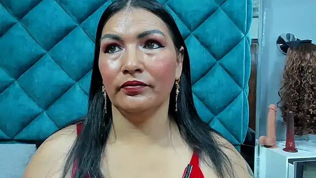 Snapshot of PENELOPELEWISs chatting on November 2025 06:51:01 PM PENELOPELEWISs online show from November 2025 06:51:01 PM