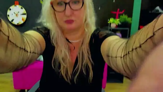 Snapshot of ChristyBrooks chatting on February 2025 03:15:02 PM ChristyBrooks online show from February 2025 03:15:02 PM