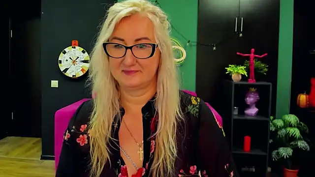 Snapshot of ChristyBrooks chatting on March 2025 11:29:01 AM ChristyBrooks online show from March 2025 11:29:01 AM