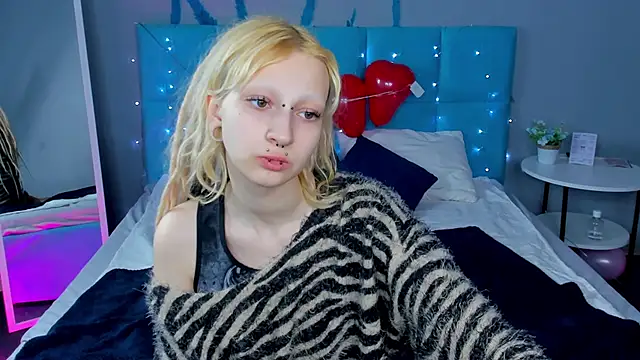 Lexy-Woorhez online show from February 2025 10:29:01 AM