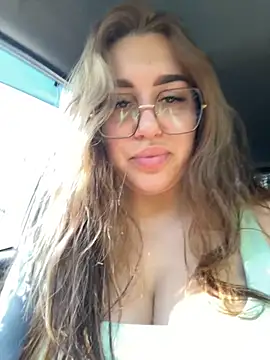 VikiDemi online show from October 2025 06:35:02 AM