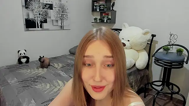 Snapshot of LinaTruly chatting on March 2025 08:49:01 PM LinaTruly online show from March 2025 08:49:01 PM