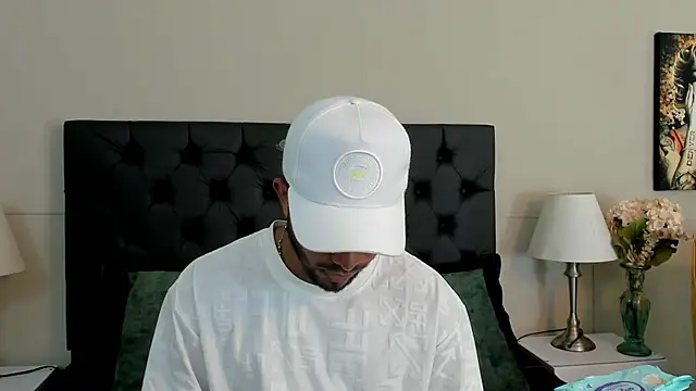 Robin Rief online show from September 2025 03:16:02 AM