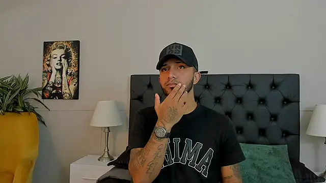 Robin Rief online show from October 2025 03:39:02 AM