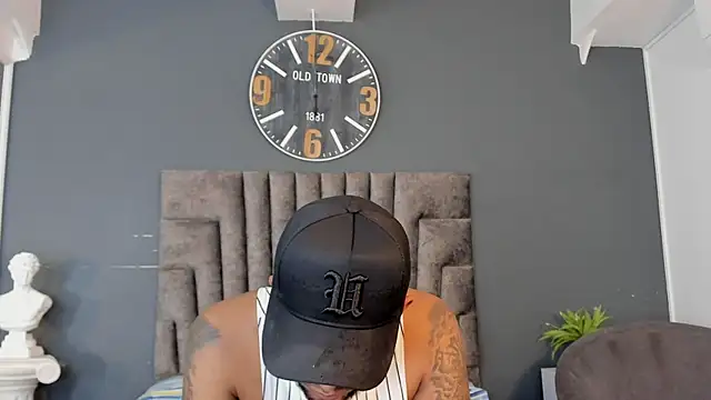 Snapshot of Robin_Rief chatting on July 2026 07:42:01 PM Robin Rief online show from July 2026 07:42:01 PM