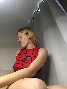 Snapshot of NicoleCut chatting on January 2025 05:13:01 PM NicoleCut online show from January 2025 05:13:01 PM