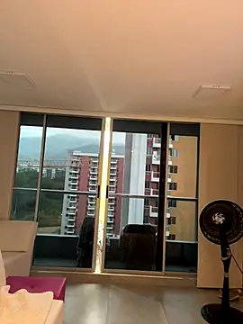 Snapshot of NicoleCut chatting on November 2025 11:14:01 AM NicoleCut online show from November 2025 11:14:01 AM