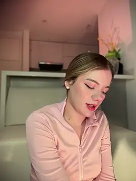 NicoleCut online show from May 2026 09:17:01 AM