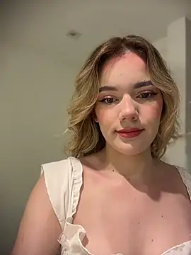 NicoleCut online show from May 2026 10:31:01 AM