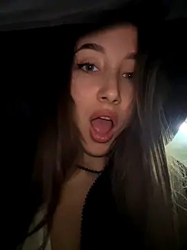 Snapshot of VelvetVixenI chatting on November 2025 06:01:02 PM VelvetVixenI online show from November 2025 06:01:02 PM