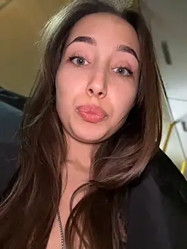 Snapshot of VelvetVixenI chatting on November 2025 07:59:02 PM VelvetVixenI online show from November 2025 07:59:02 PM