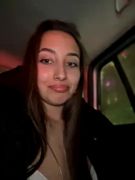 Snapshot of VelvetVixenI chatting on December 2025 06:25:02 PM VelvetVixenI online show from December 2025 06:25:02 PM