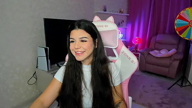 AlluringAriel online show from December 2025 07:32:01 PM