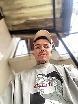 adam-rivera online show from November 2025 06:31:02 PM