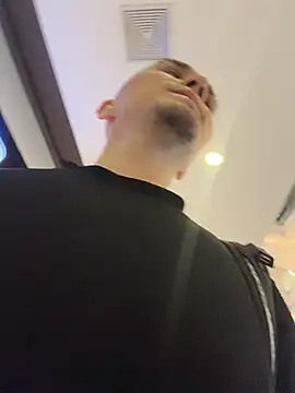 adam-rivera online show from February 2026 01:39:02 AM