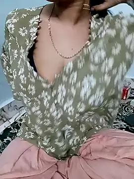 Haniya-143 online show from November 2025 11:27:02 PM