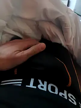 Snapshot of ariel-rick chatting on December 2024 08:22:02 AM ariel-rick online show from December 2024 08:22:02 AM