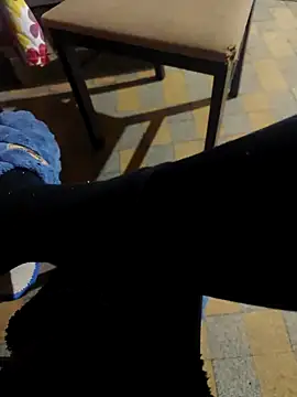 Snapshot of ariel-rick chatting on November 2025 01:03:01 PM ariel-rick online show from November 2025 01:03:01 PM