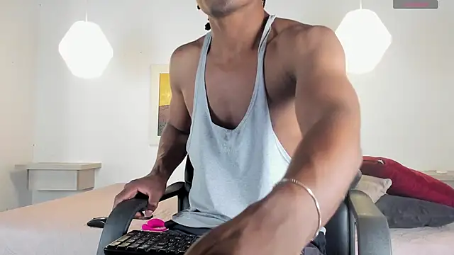 Snapshot of JEFFREY_COTTOM chatting on February 2025 05:53:01 PM JEFFREY COTTOM online show from February 2025 05:53:01 PM