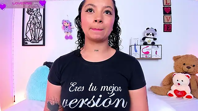 Mari Sweett online show from March 2025 08:04:01 PM