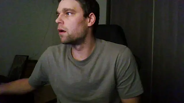 Snapshot of The_big_viking_ chatting on December 2024 10:41:02 PM The big viking online show from December 2024 10:41:02 PM