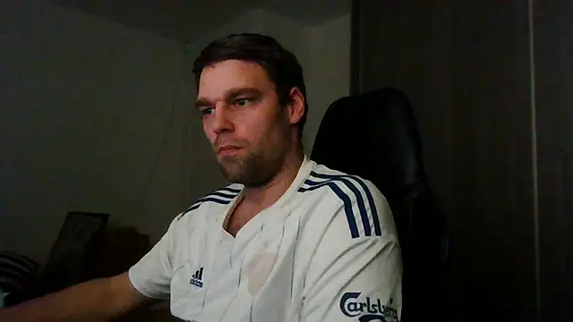 Snapshot of The_big_viking_ chatting on January 2025 07:03:01 PM The big viking online show from January 2025 07:03:01 PM