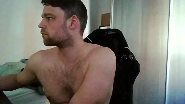 Snapshot of The_big_viking_ chatting on May 2026 12:57:01 PM The big viking online show from May 2026 12:57:01 PM