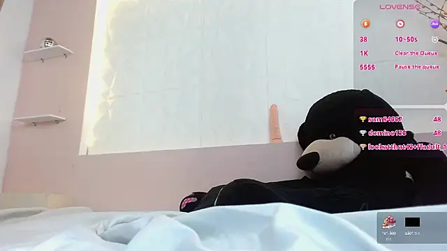 Snapshot of GemaRush chatting on January 2025 06:28:01 PM GemaRush online show from January 2025 06:28:01 PM