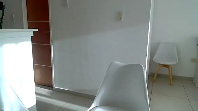 Snapshot of CabledHeredity chatting on October 2025 09:17:02 PM CabledHeredity online show from October 2025 09:17:02 PM