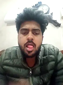 Snapshot of SmashingMuthMaar chatting on February 2026 05:44:02 PM SmashingMuthMaar online show from February 2026 05:44:02 PM