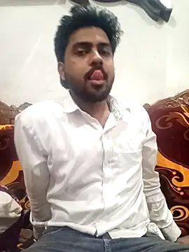 Snapshot of SmashingMuthMaar chatting on February 2026 04:55:01 PM SmashingMuthMaar online show from February 2026 04:55:01 PM