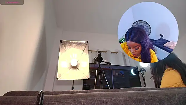 Snapshot of mia-brit chatting on February 2026 09:11:02 PM mia-brit online show from February 2026 09:11:02 PM