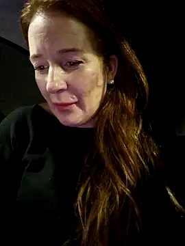 Snapshot of Engel_mia chatting on January 2025 06:19:01 PM Engel mia online show from January 2025 06:19:01 PM