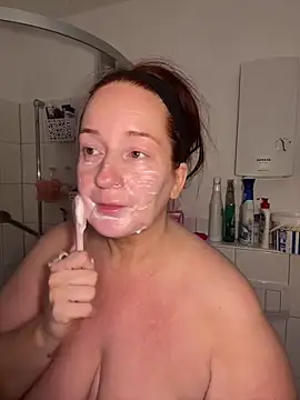 Snapshot of Engel_mia chatting on October 2025 01:30:01 PM Engel mia online show from October 2025 01:30:01 PM