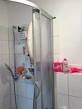 Snapshot of Engel_mia chatting on October 2025 11:54:02 AM Engel mia online show from October 2025 11:54:02 AM