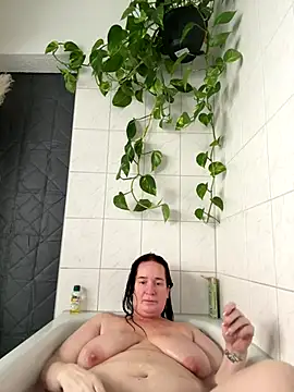 Snapshot of Engel_mia chatting on November 2025 11:00:01 AM Engel mia online show from November 2025 11:00:01 AM