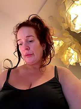 Snapshot of Engel_mia chatting on November 2025 07:33:02 AM Engel mia online show from November 2025 07:33:02 AM