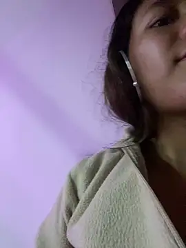 Snapshot of mariana_21x chatting on February 2025 12:28:01 PM mariana 21x online show from February 2025 12:28:01 PM