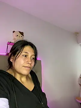 mariana 21x online show from February 2025 01:28:02 PM
