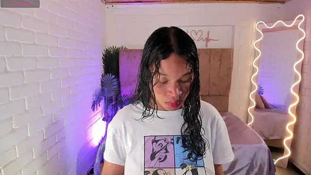 penelope tay1 online show from November 2025 03:05:01 AM