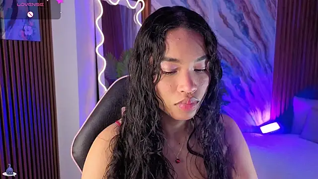 penelope tay1 online show from May 2026 03:01:02 AM