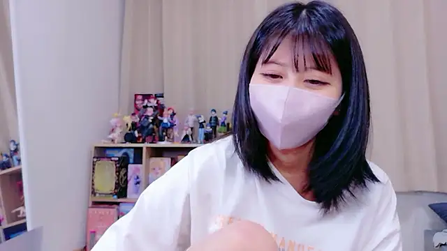 Snapshot of -anzu-o chatting on October 2025 09:14:01 PM -anzu-o online show from October 2025 09:14:01 PM