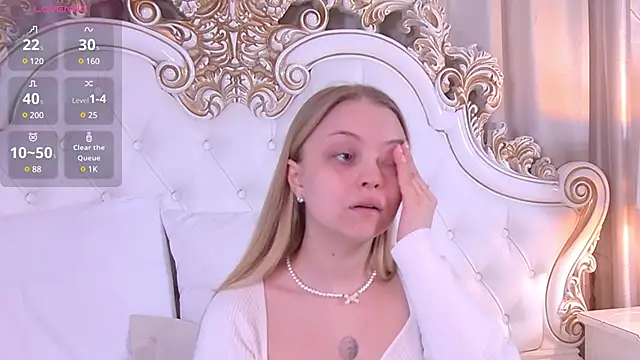 DorisHell online show from February 2025 03:53:02 PM